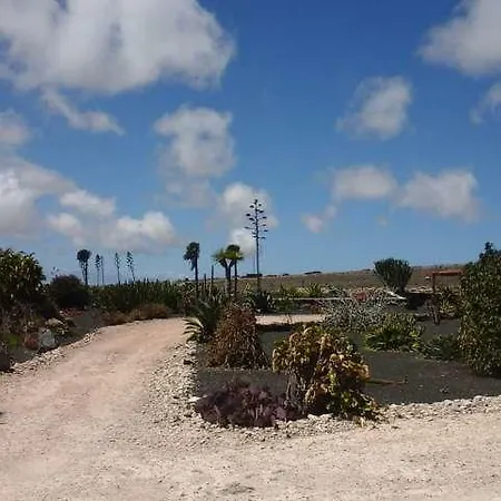 Tynira Villa Teguise (Lanzarote)